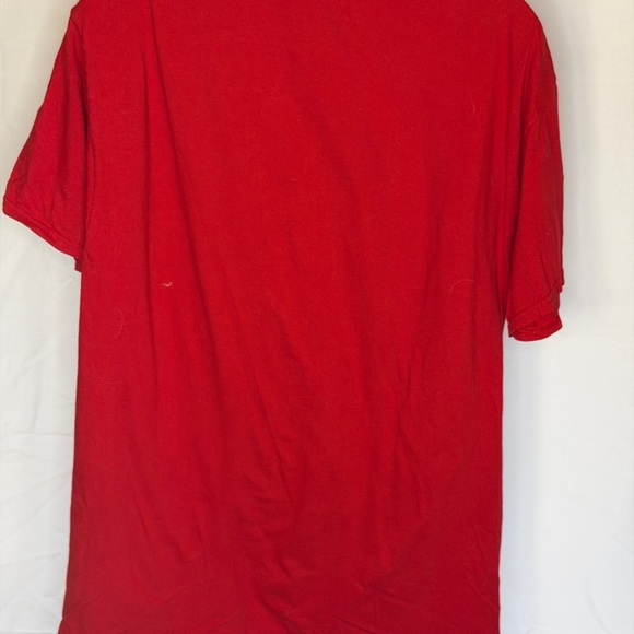 Fruit of the Loom Classic Red Short Sleeve Tee - Picture 4 of 5